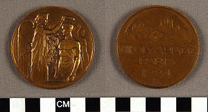 Thumbnail of Commemorative Olympic Medallion:  "VIIIe Olympiade Paris, 1924" (1901.14.0022)