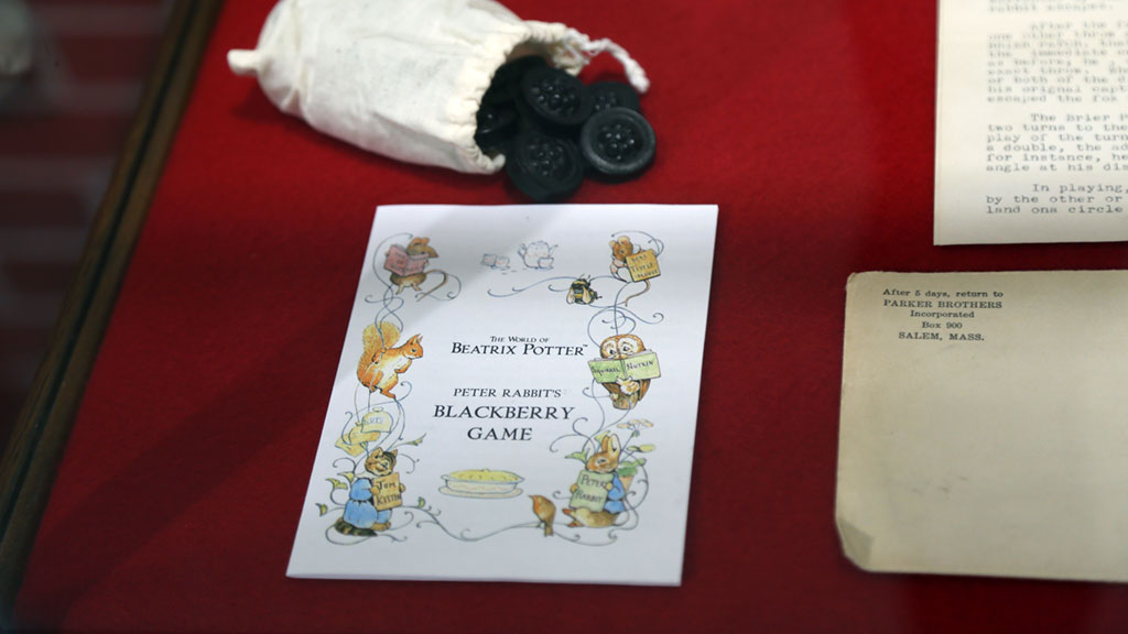 another close-up of the blackberry game's pieces