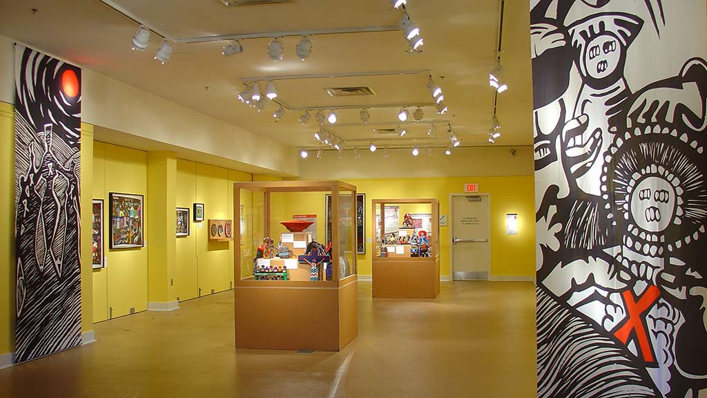 left view gallery view