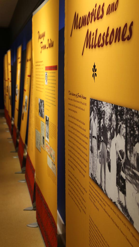 side view of the rows of text cards