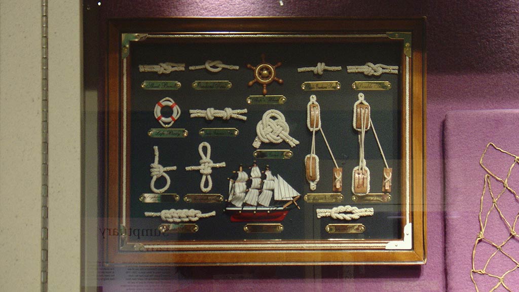 miniature knots, sailboat, anchor
